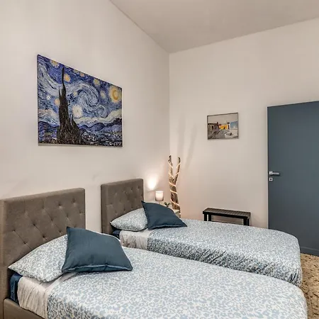 Cinecitta Corner Roma