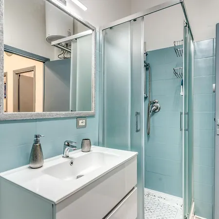 Cinecitta Corner Рим